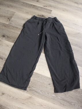 Wide Leg Black Sweatpants